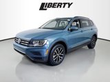 Used 2021 Volkswagen Tiguan SE w/ Panoramic Sunroof Package image 3