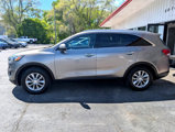 Used 2017 Kia Sorento AWD image 4