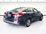 Used 2019 Kia Optima LX image 4