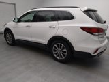 Used 2018 Hyundai Santa Fe SE image 3