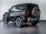 Used 2023 Land Rover Defender 90 X-Dynamic SE image 3