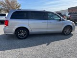 Used 2017 Dodge Grand Caravan SXT image 6