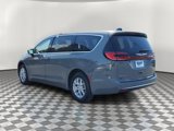 Used 2023 Chrysler Pacifica Touring-L image 4