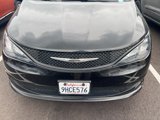 Used 2023 Chrysler Voyager LX image 3