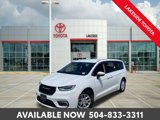 Used 2023 Chrysler Pacifica Touring-L image 1