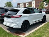 Used 2022 Ford Edge SE w/ Black Appearance Package image 4