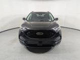 Used 2022 Ford Edge SE w/ Black Appearance Package image 2