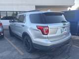 Used 2017 Ford Explorer 4WD image 2