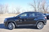 Used 2022 Jeep Compass Latitude image 3