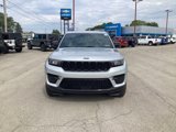 New 2025 Jeep Grand Cherokee Altitude image 2