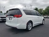 Used 2018 Chrysler Pacifica Touring-L Plus w/ Tire & Wheel Group image 4