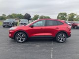 Used 2022 Ford Escape SE w/ SE Sport Appearance Package image 2