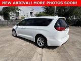 Used 2020 Chrysler Pacifica Touring w/ Tire & Wheel Group image 5