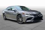 Used 2021 Toyota Camry SE image 2