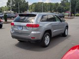 Used 2018 Jeep Grand Cherokee Laredo image 5