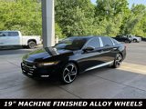 Used 2018 Honda Accord Sport image 3