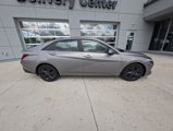 Used 2023 Hyundai Elantra SEL image 4