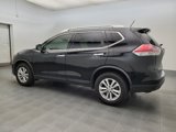 Used 2016 Nissan Rogue SV image 3