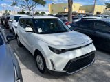 Certified 2025 Kia Soul LX w/ LX Technology Package image 3