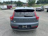 Used 2021 Volvo XC40 T5 Momentum image 3