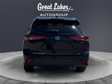 Used 2021 Toyota Highlander XLE image 4