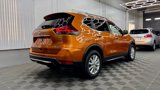 Used 2020 Nissan Rogue SV image 4