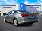 Used 2023 Chevrolet Malibu LT image 3
