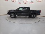 Certified 2018 Toyota Tacoma TRD Off-Road image 5