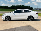 Used 2023 Kia Forte LXS image 4