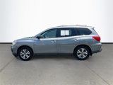Used 2020 Nissan Pathfinder S image 4