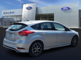 Used 2015 Ford Focus SE w/ SE Sport Package image 4