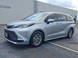 Used 2021 Toyota Sienna LE image 3