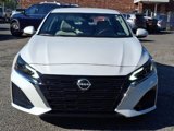 Used 2023 Nissan Altima 2.5 SV image 2