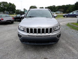Used 2017 Jeep Compass Latitude image 2