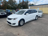 Used 2017 Chrysler Pacifica Touring-L image 3