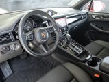Certified 2023 Porsche Macan image 4