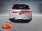Used 2019 Lincoln MKT AWD image 3