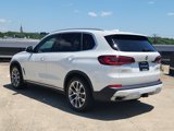 Used 2021 BMW X5 xDrive40i w/ Executive Package image 3