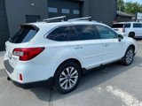 Used 2017 Subaru Outback 2.5i Touring image 4