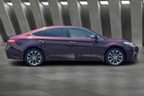 Used 2017 Toyota Avalon XLE image 3