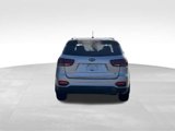 Used 2020 Kia Sorento LX w/ LX I4 Convenience Package image 5