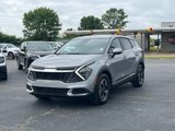 Used 2024 Kia Sportage LX image 3