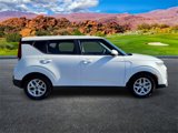 Used 2022 Kia Soul LX w/ Technology Package image 3