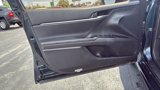 Used 2018 Toyota Camry SE image 5