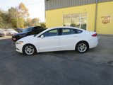 Used 2018 Ford Fusion SE image 2