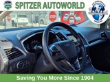 Used 2020 Ford Edge Titanium image 3