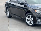 Used 2014 Toyota Camry SE image 3