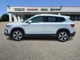 Used 2022 Volkswagen Taos SEL image 3