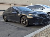 Used 2018 Toyota Camry SE image 3