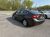 Used 2017 Chevrolet Cruze Premier image 4